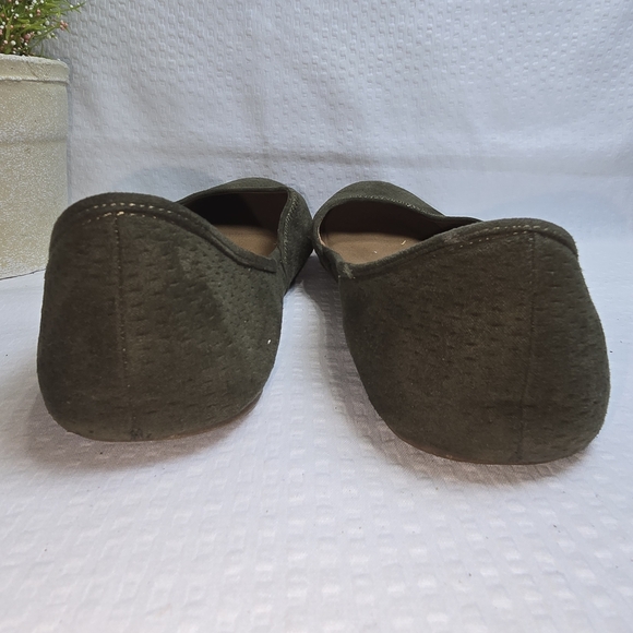 Steve Madden Dark Green Flats AZIKA WOMENS SIZE 8.5 - Picture 7 of 7